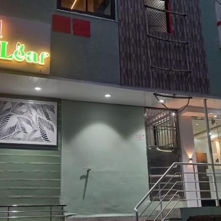 Green Leaf Hotel Ujjain Esterno foto